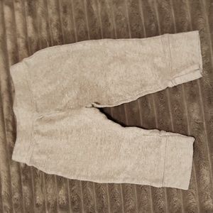 🎁FREE With Purchase: 6-9 Month Sweatpants